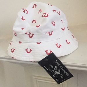 True religion bucket hat 🔥🔥🔥